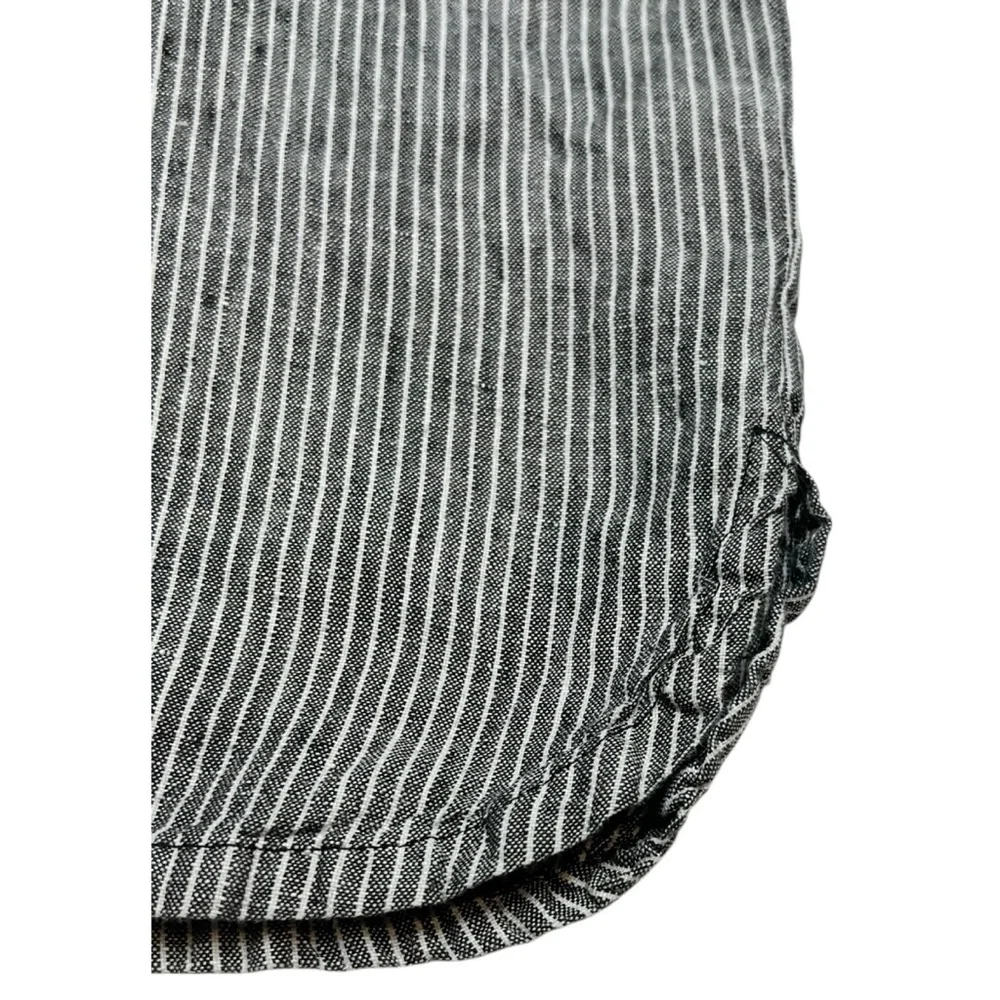 Coldwater Creek grey stripe linen capri pants with pockets size L petite